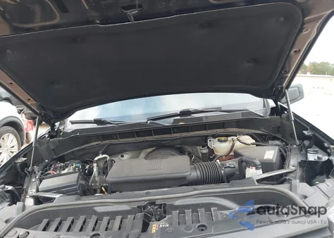 2021 Chevrolet Silverado 1500 4Wd Short Bed Rst z USA, uszkodzony, nr VIN 1GCUYEEL4MZ221175